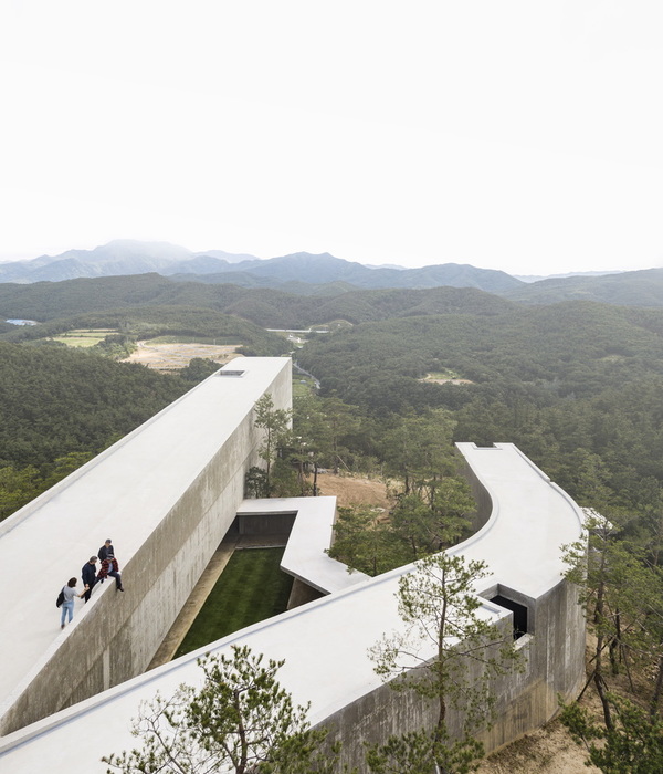 Saya Park 艺术馆 | Álvaro Siza + Carlos Castanheira 的现代主义杰作