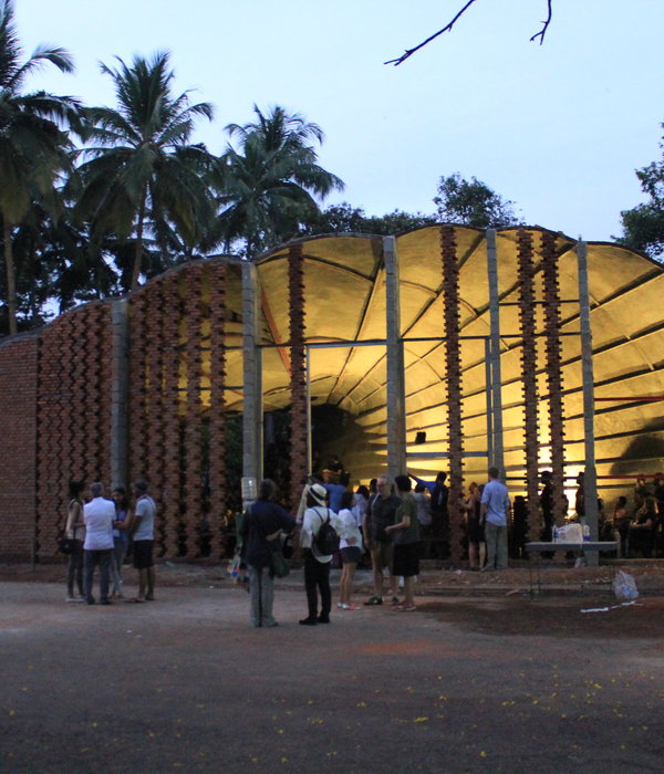 PAVILLION FOR KOCHI MUZIRIS BIENNALE 2014 WALLMAKERS