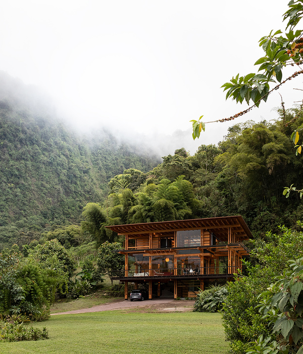 Ecuadorian Andes 度假别墅 | 自然与人工智能的完美融合