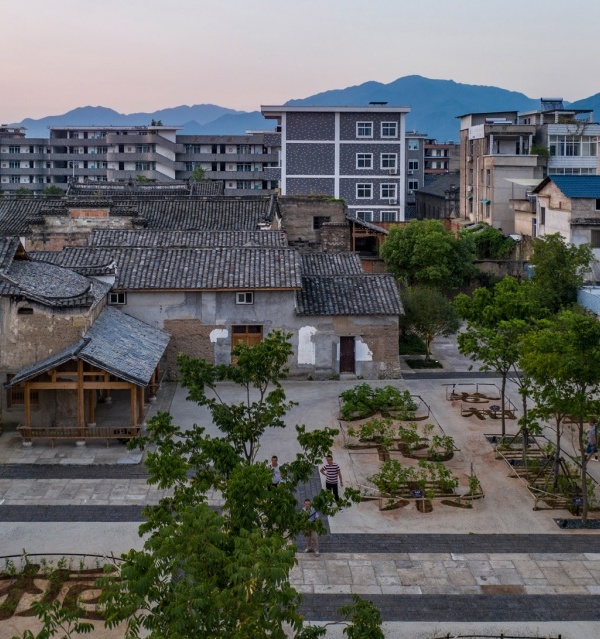 本草园 | 历史街区的草药景观休闲广场