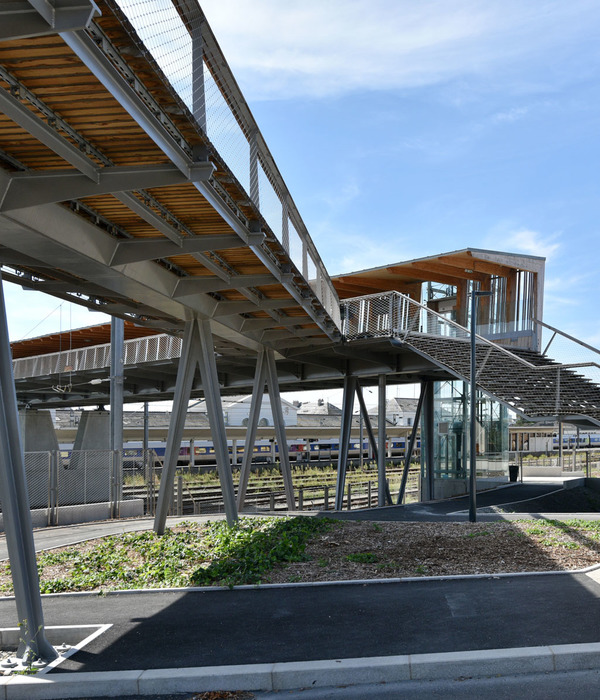 Laval Footbridge | Dietmar Feichtinger Architectes