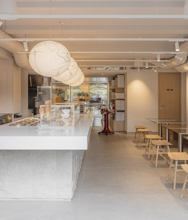 Restaurant MIG / Studio Fluid