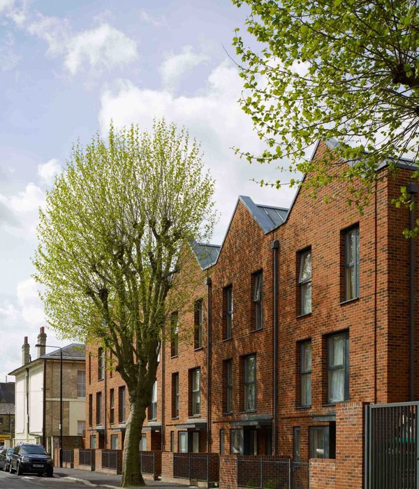 Mæ's Hammond Court and New Islington projects featured in the second edition of the Housing Design Handbook
                    