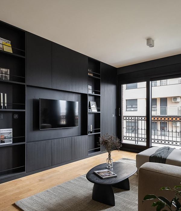 Vracar Apartment: A Serene Modern Retreat in Belgrade