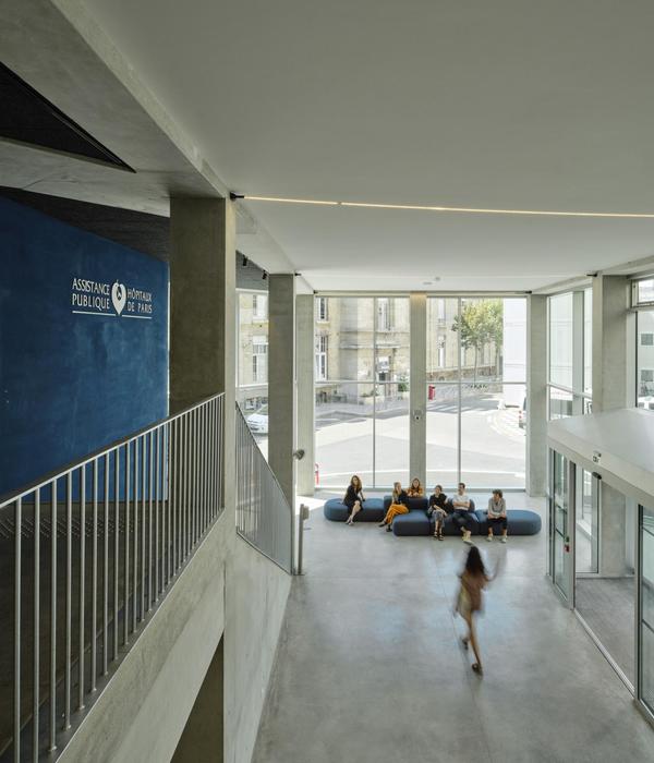 巴黎圣安托万医院 AP-HP 新总部 | 三角建筑设计与绿色融合