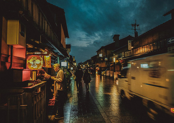 传统夜市美食之旅