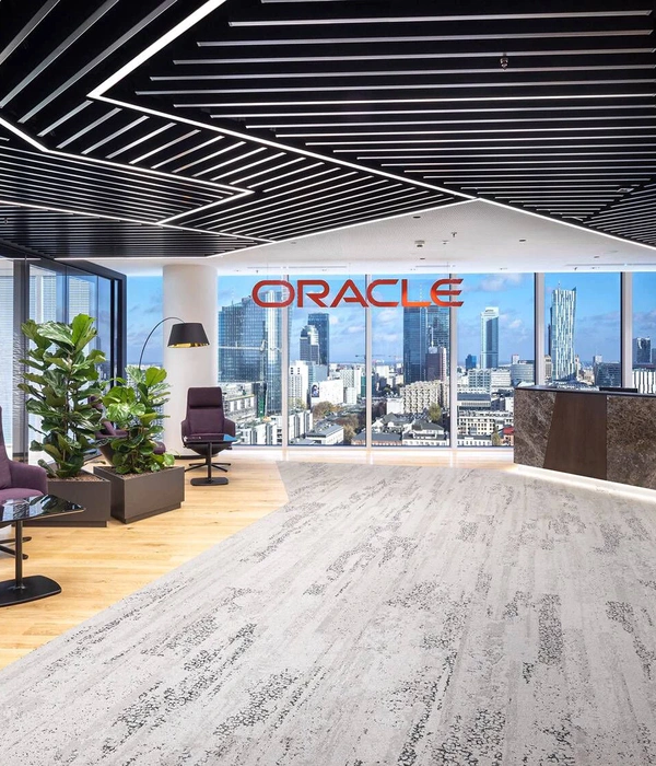 波兰华沙 Oracle 总部办公空间——经典与科技的融合