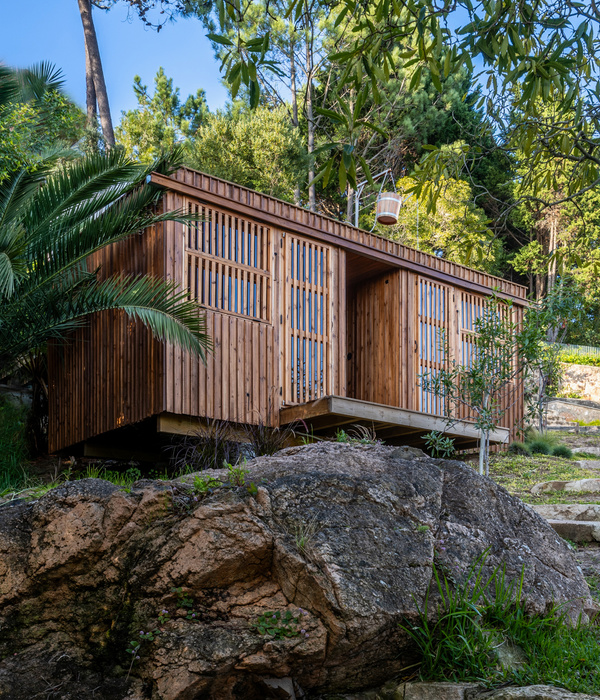 Sauna Garden Studio / Madeiguincho