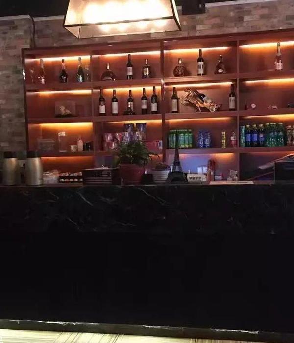 
青怡台球会所 
