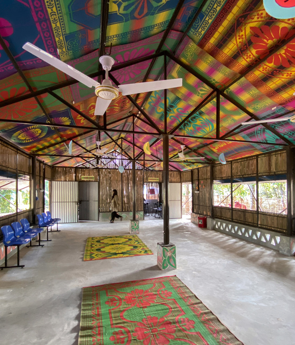 Integrated Community Center in Hindu-paraRohingya Refugee Camp / Rizvi Hassan