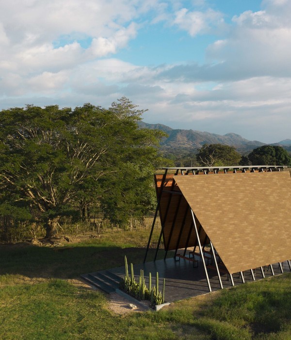 La Escondida Chapel / Apaloosa Estudio de Arquitectura y Diseño + Walter Flores Arquitecto