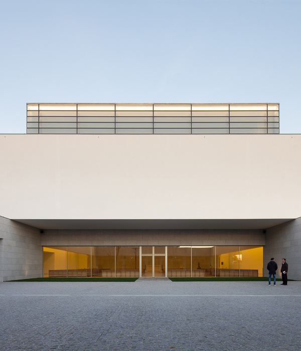 Divino Salvador Church / Vitor Leal Barros Architecture