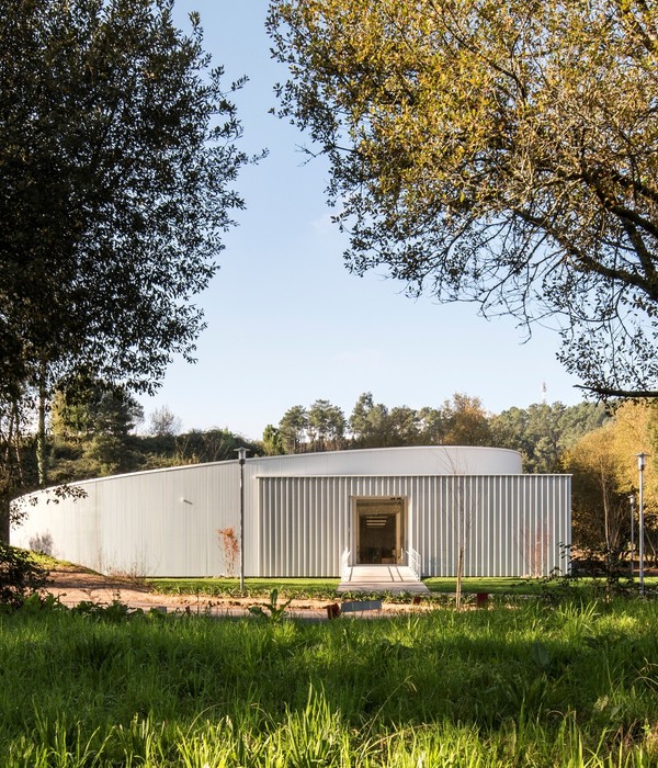 School in A Veigadaña / Prieto + Patiño + Encaixe Arquitectura