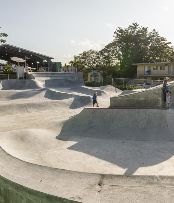 Skatebird Skatepark / Gelpi Projects