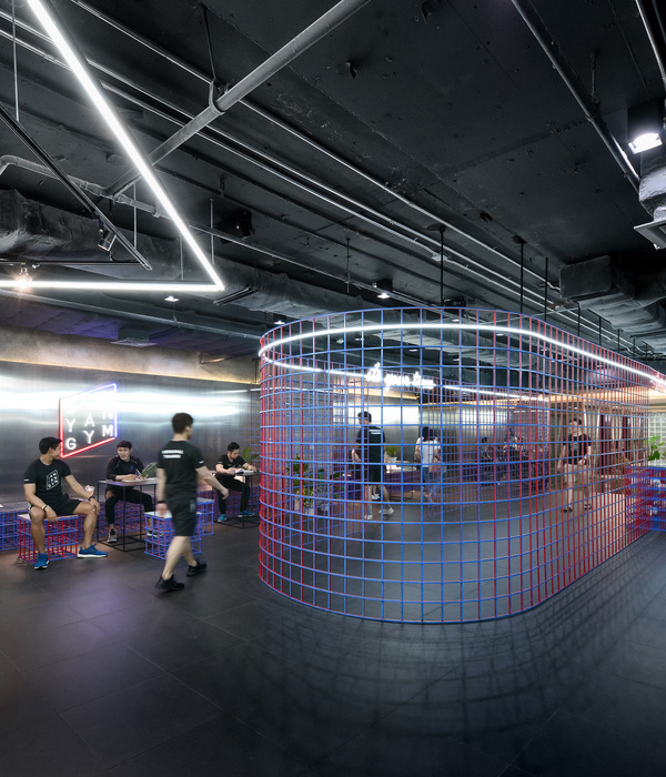 Sam Yan Gym / Looklen Architects