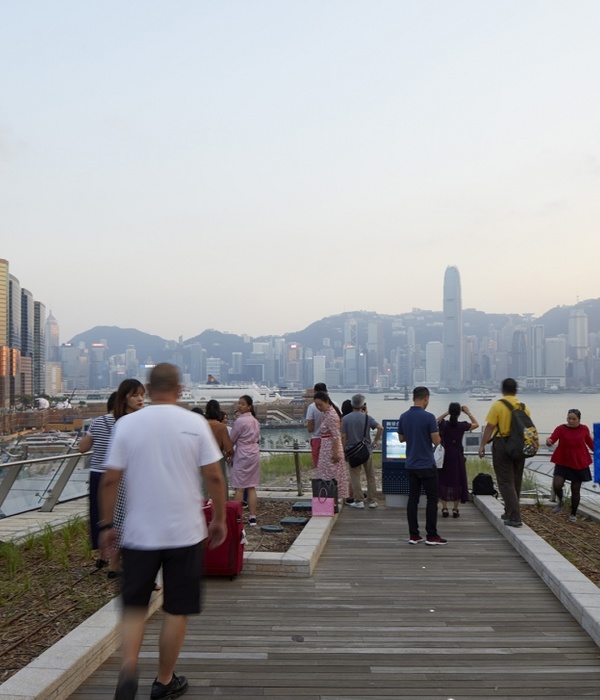 香港西九龙站 | 绿色广场、倾斜钢柱、城市新地标