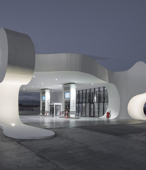 Highway Rest Stops | J.MAYER.H