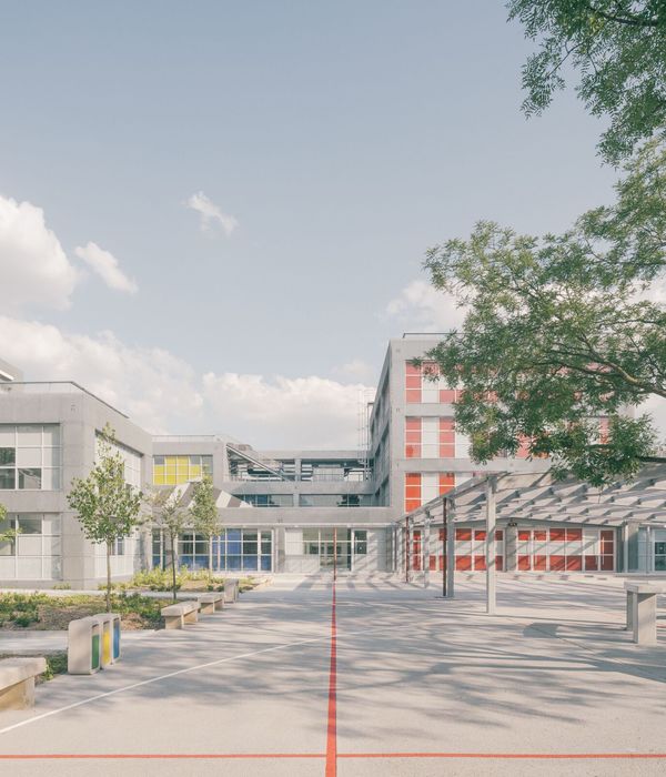 Anne Frank Middle School Renovation / MARS Architectes