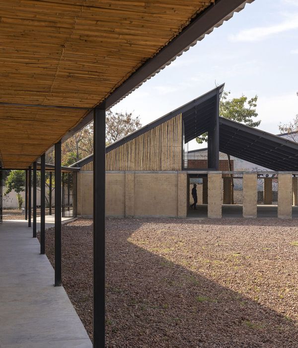 Cuexcomate Community Center / Federico Colella + Aleyda Resendiz + Brenda Hernandez + Riccardo Caffarella