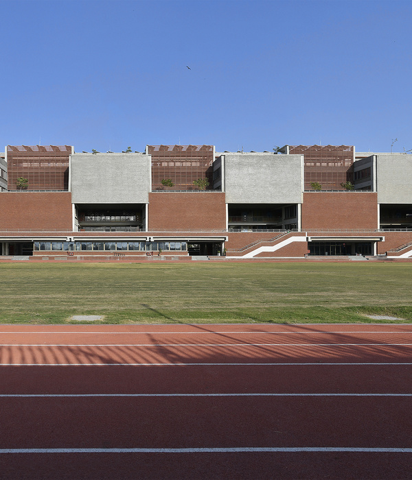 Shiv Nadar School / Stephane Paumier Architects