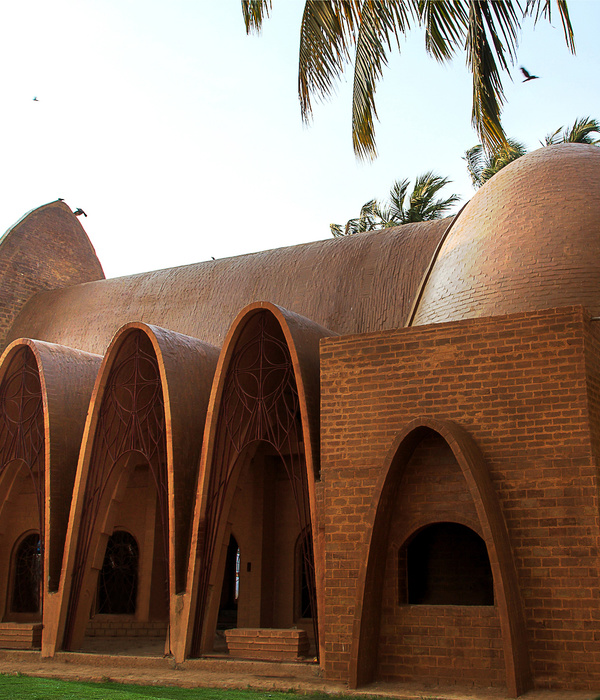 St George Orthodox Church / Wallmakers