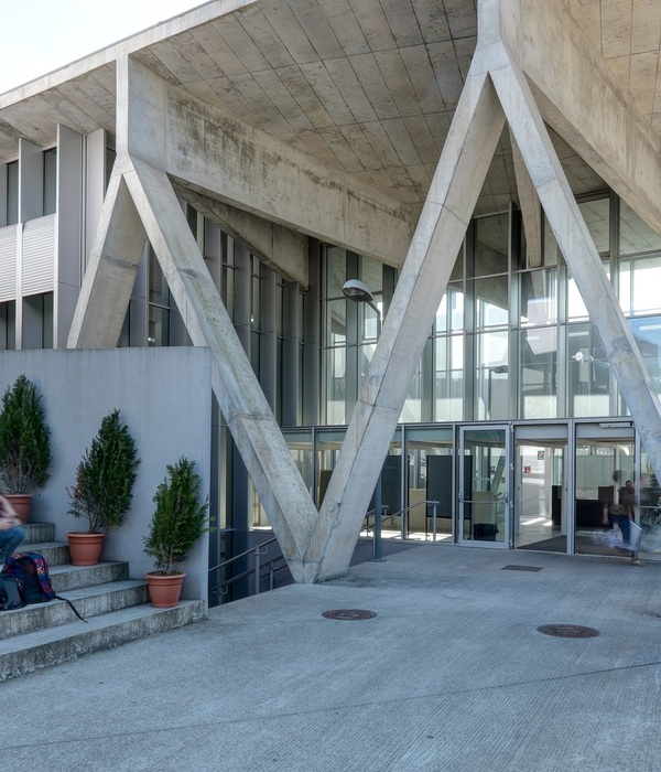 Barcelos High School / Cerejeira Fontes Architects