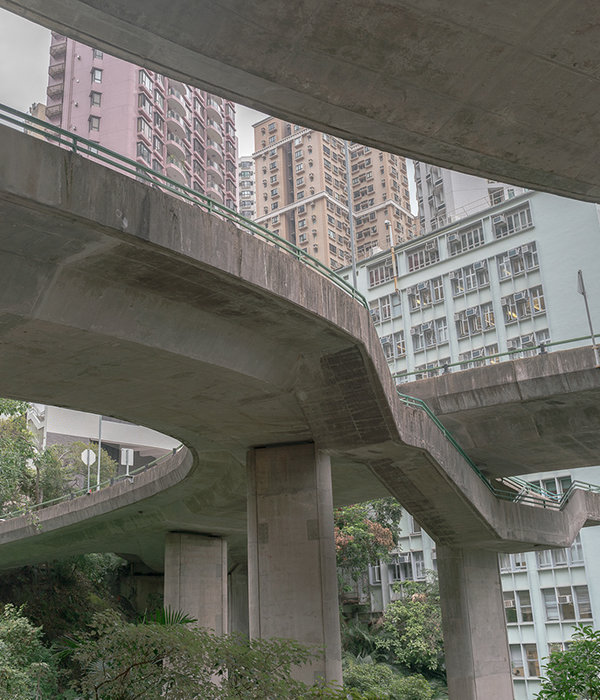 香港 80 年代乌托邦氛围的光影都市