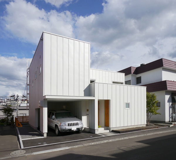 札幌丸住宅 | 阳光下的时光体验