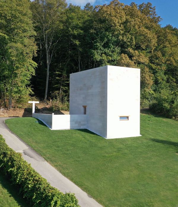 Chapel in Miljana / Álvaro Siza Vieira