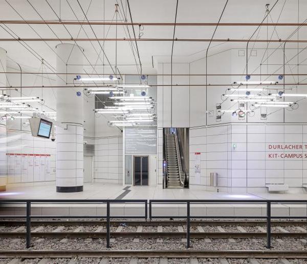 Niels Schubert Fotograf | BFF丨Metro Station Durlacher Tor丨德国