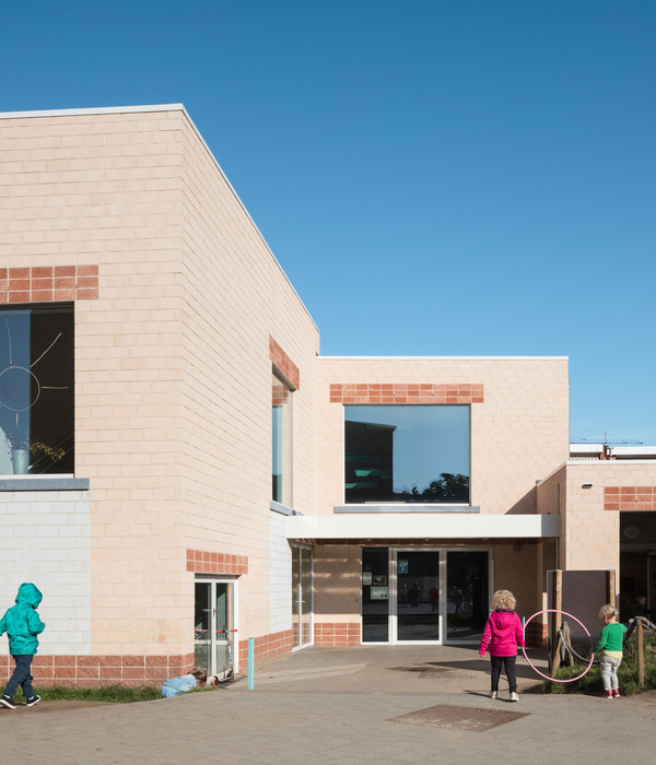 School in Edegem / Bovenbouw