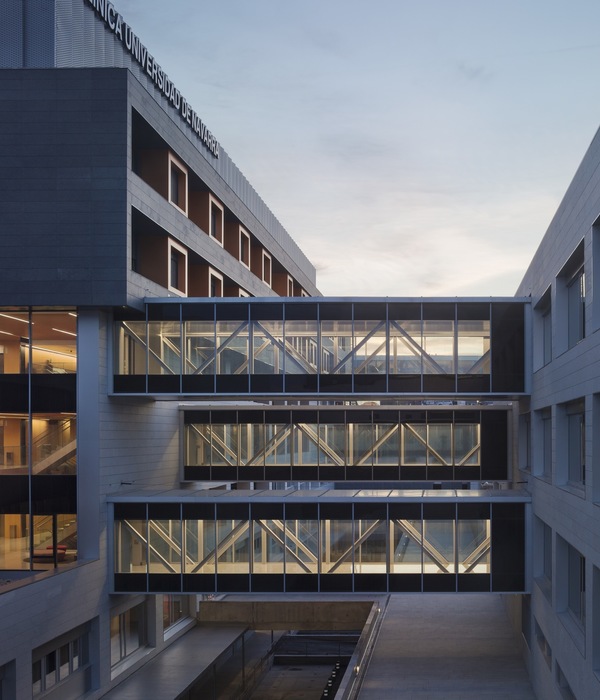 Madrid Navarra University Clinic | 居家舒适，医疗高效