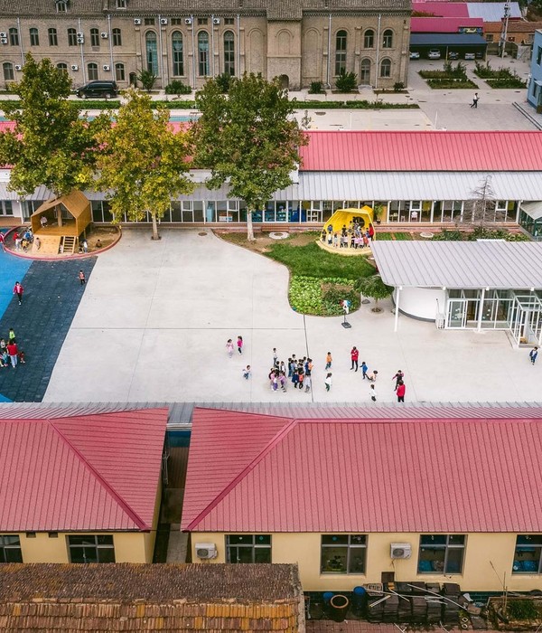 Xian County Sunshine Kindergarten / People's Architecture Office