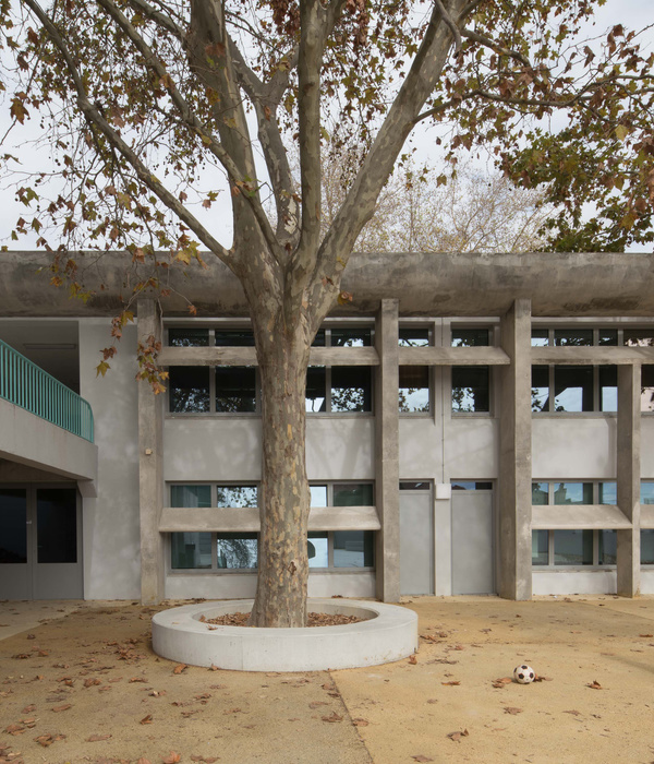 School 36 / José Adrião Arquitetos