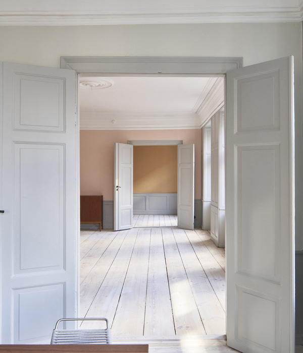 Historic Apartment Transformation in Central Copenhagen / Djernes & Bell