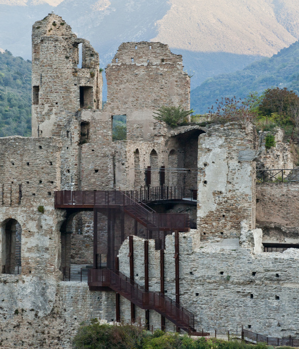 Restoration of Castello dei Doria a Dolceacqua / LDArchitects