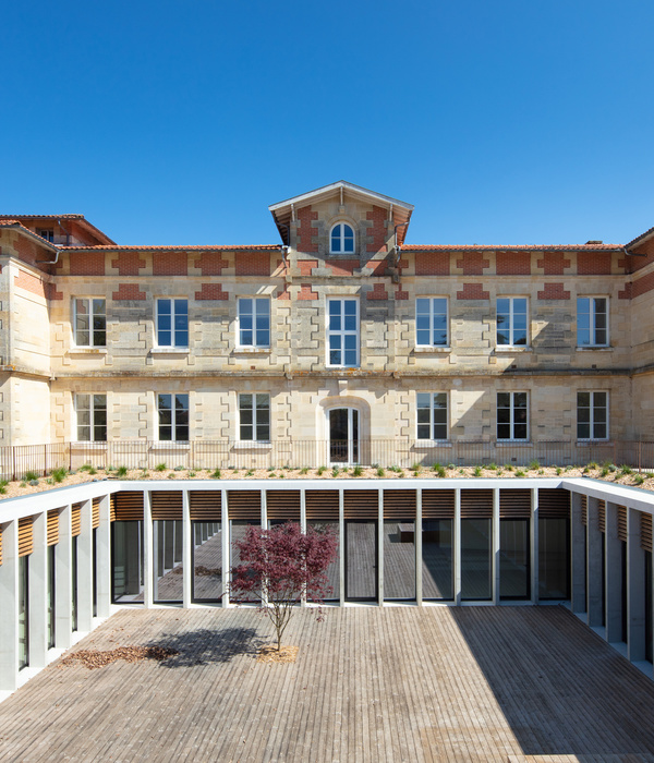 Repos Maternel Woman’s Shelter Extension  / Marjan Hessamfar & Joe Vérons architectes associés