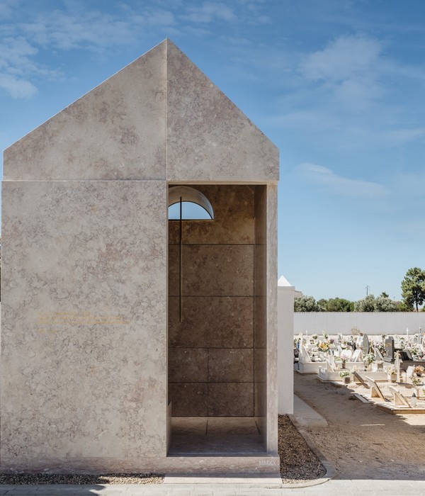 Permanence of Memory Grave / PHYD Arquitectura