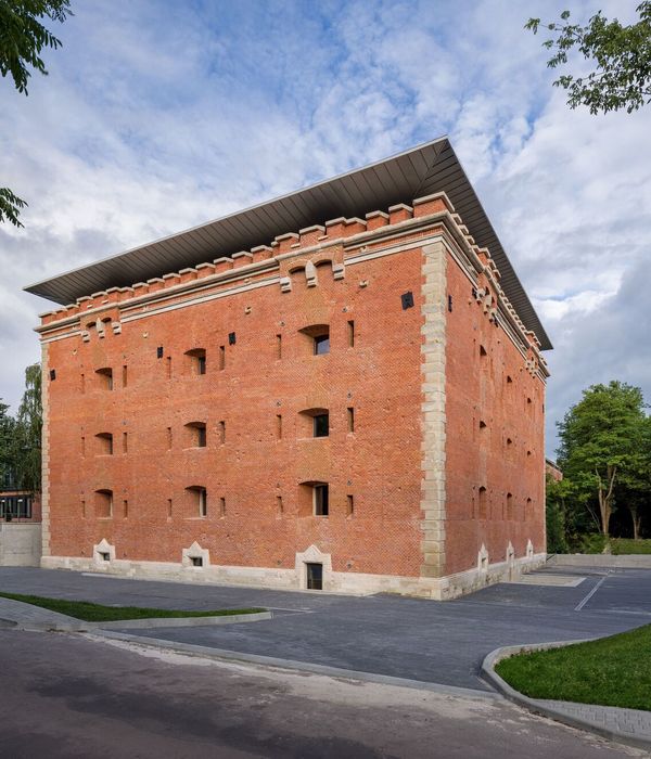 Square Tower of the Lviv Citadel / Architecture Studio Symmetry