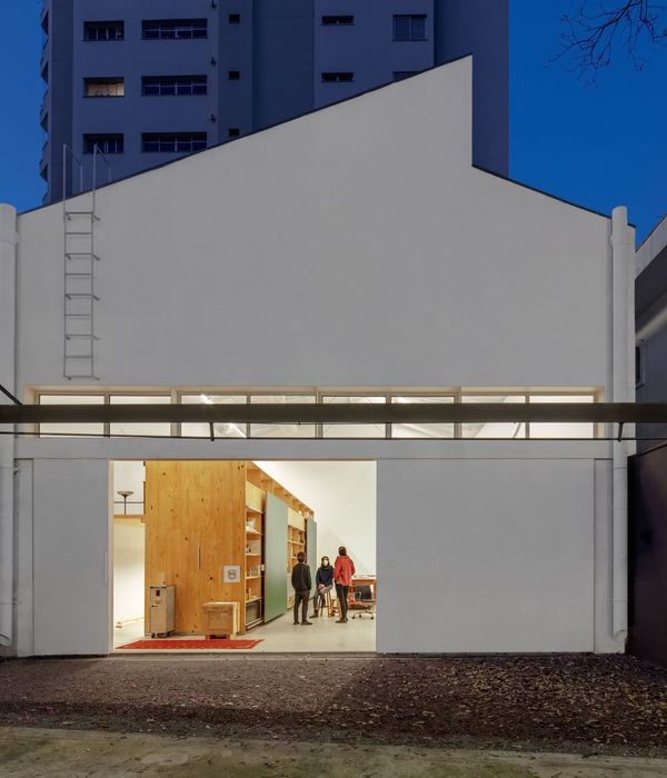 Studio in Perdizes / MMBB Arquitetos