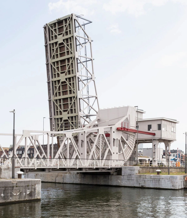 Control Station Mexico Bridges