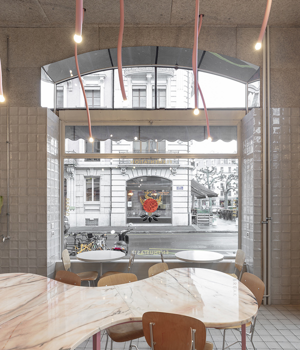 Sawerdō Coffee & Bakery / BUREAU (Daniel Zamarbide, Carine Pimenta, Galliane Zamarbide)