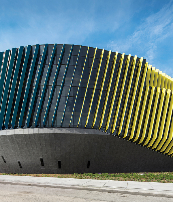 Northeastern Illinois University / JGMA