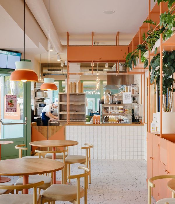 Tolstoy, plant-based eatery / studio8 lab