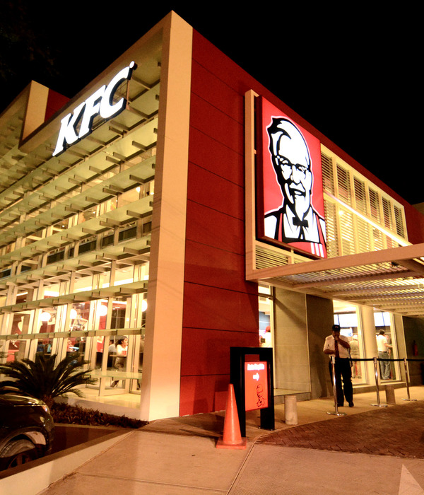 2015 年完成的 KFC La Salle 餐厅室内设计