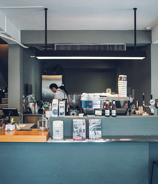 台中硬豆咖啡店，精致简约设计诠释空间美学