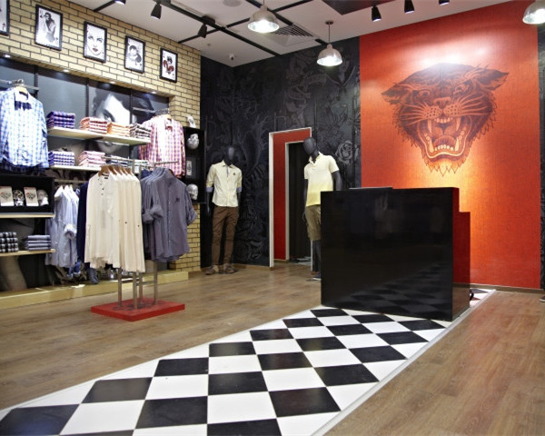 融合世界纹身元素，班加罗尔 Ed Hardy 时装店打造独特零售空间