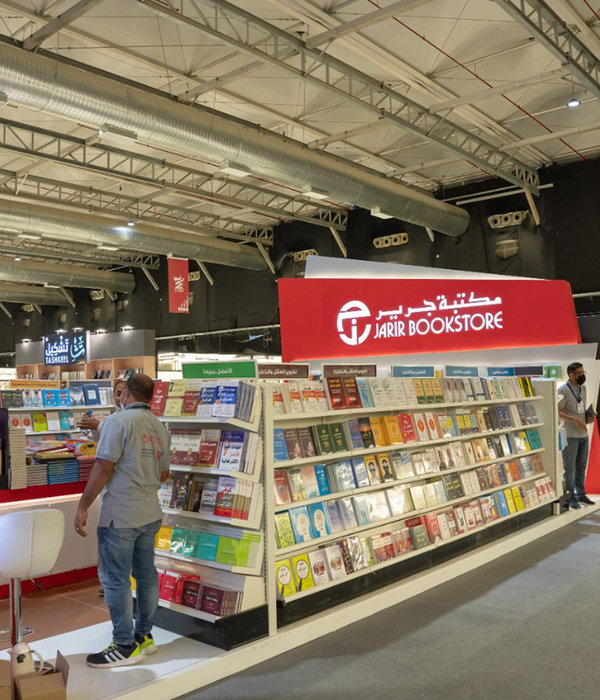 Anastasiya Gushchina丨书店丨JARIR BOOKSTORE BOOTH (Ksa,Jeddah)