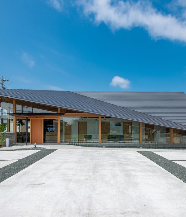 Toyohashi Orthodontic Office / TSC Architects