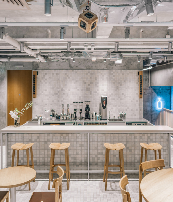 Blue Bottle咖啡馆，香港 / Schemata Architects